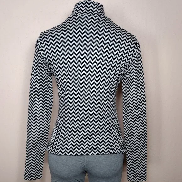 Black & White Long Sleeve Quarter Zip Mock Neck - Picture 10 of 16